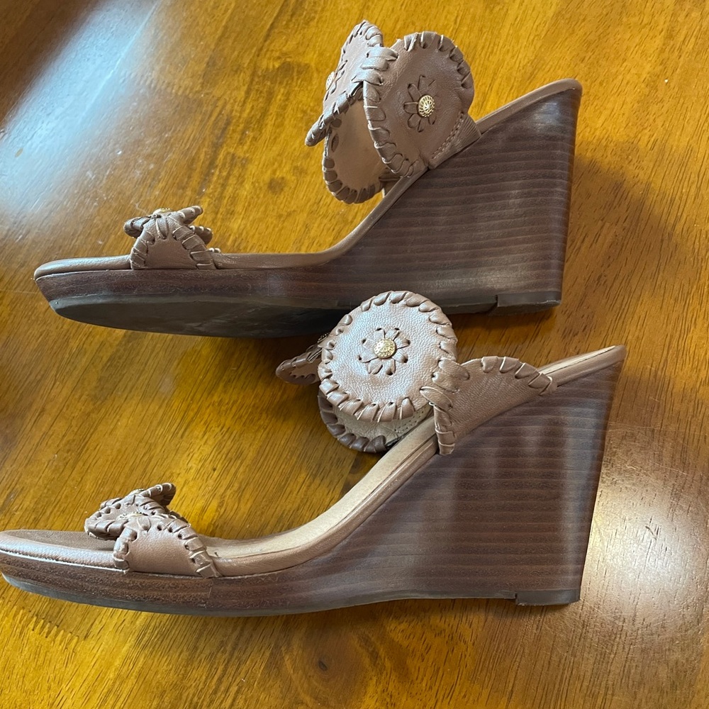 Jack Rogers Brown Wedges